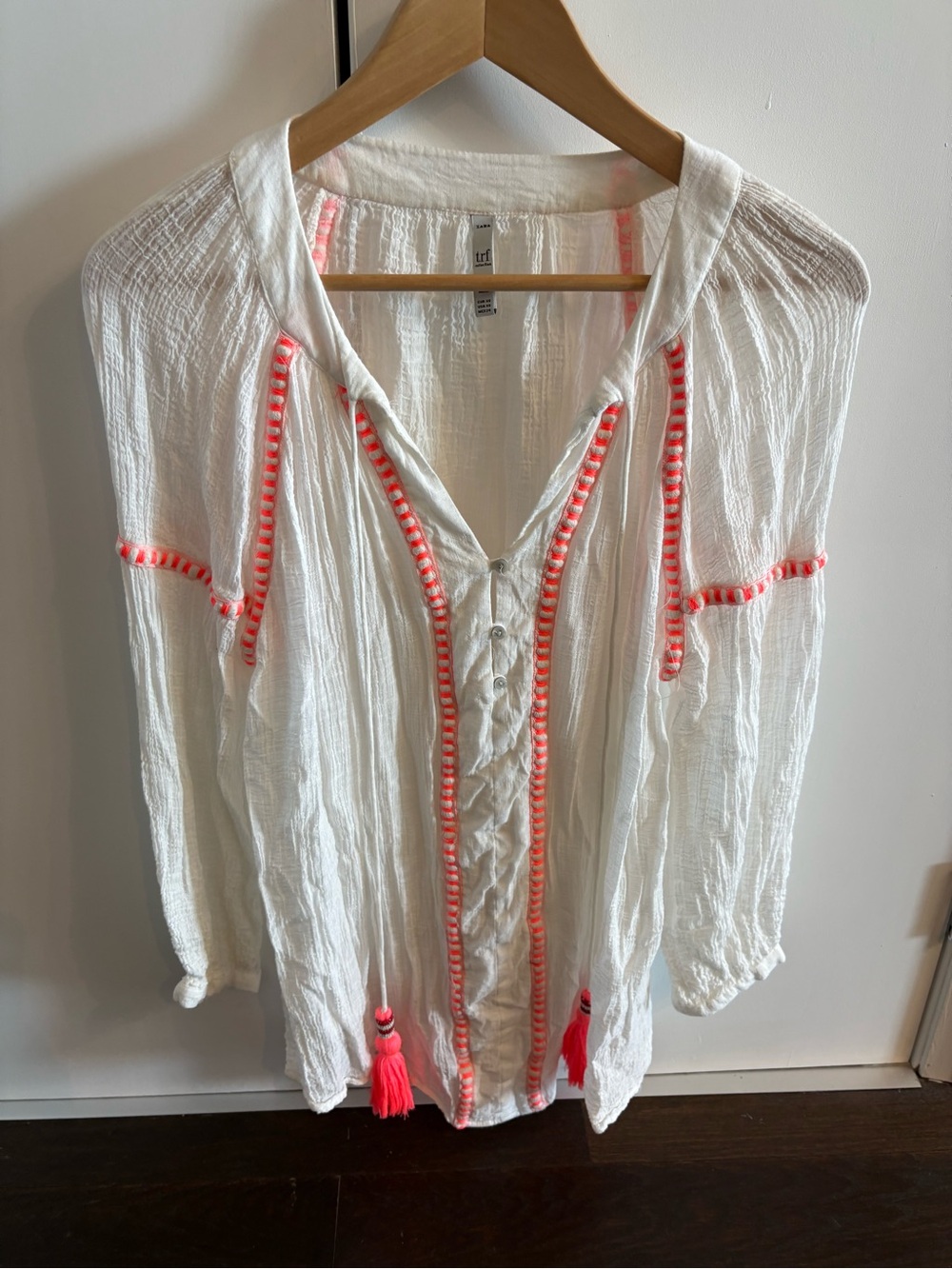 Zara TRF COLLECTION RARE White Tunic with Neon Pink Trim and Tassels size XS
